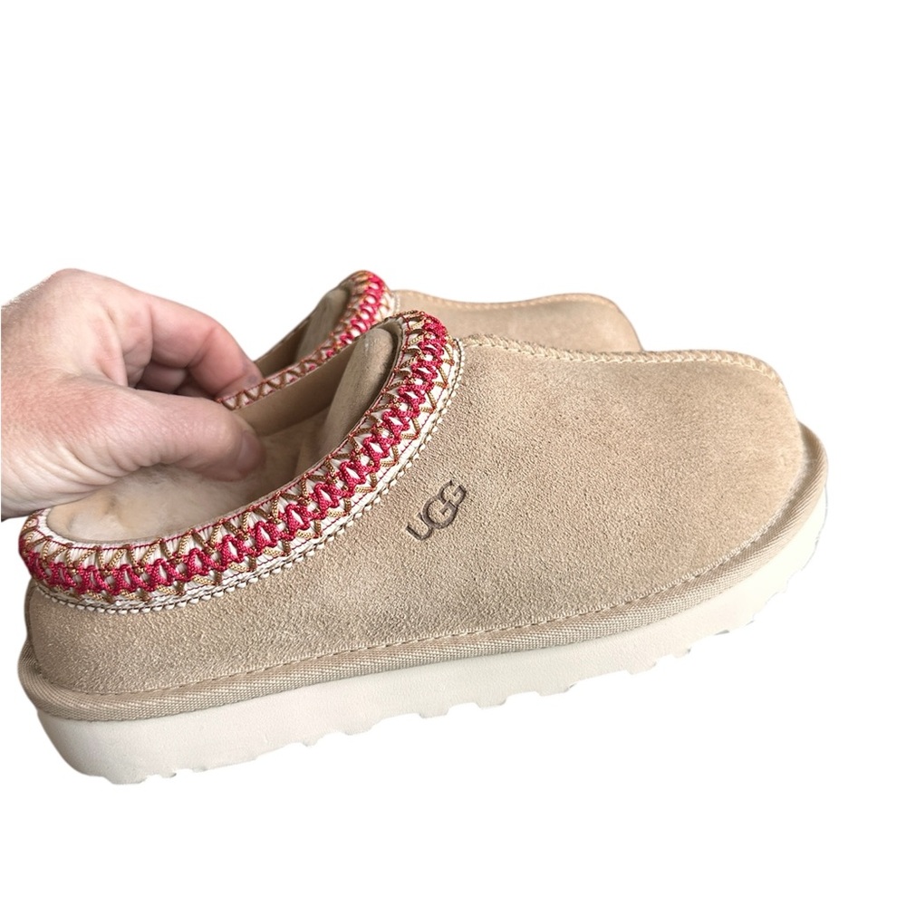 UGG Women’s Tasman II Slippers with Red Trim Size 5 NWT in original box!